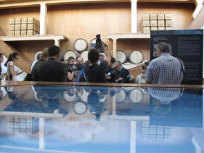 LEYU乐鱼体育官方网站-特色足球文化在国际博物馆展览中展出,推动文化交流与传播,足球特色示范园