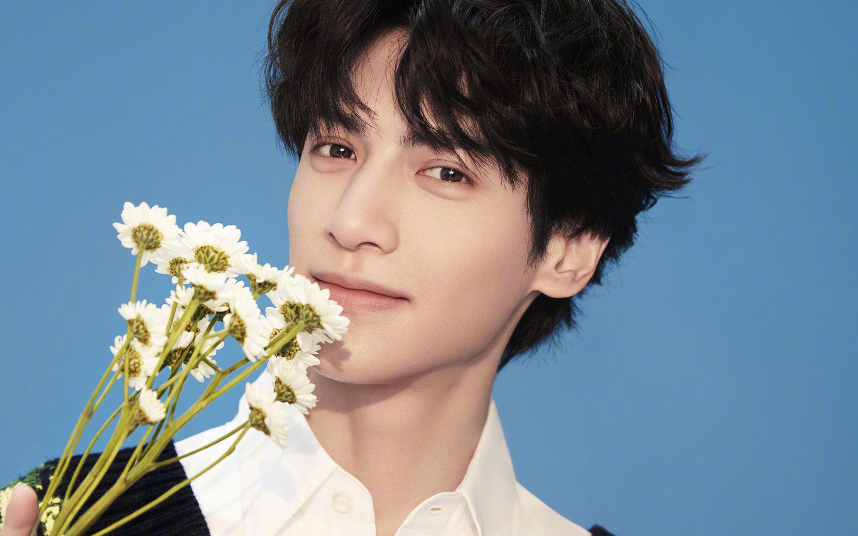 乐鱼体育平台app下载-PSG豪华阵容聚焦全球目光，psg队员名单