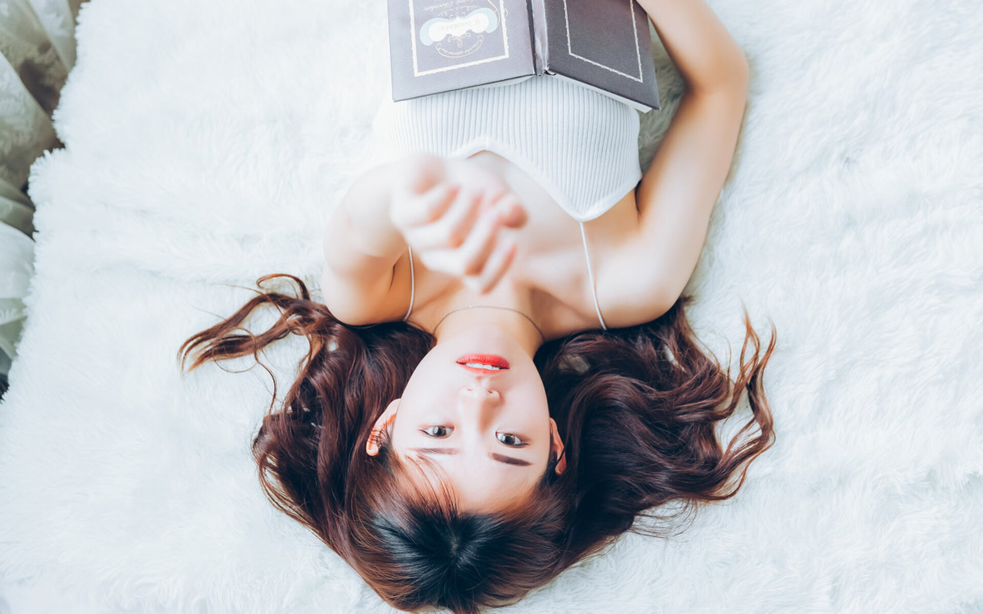 乐鱼电竞在线平台-《冠军奥运篇》独家：肖若腾全力冲刺巴黎！，肖若腾奥运会领奖视频