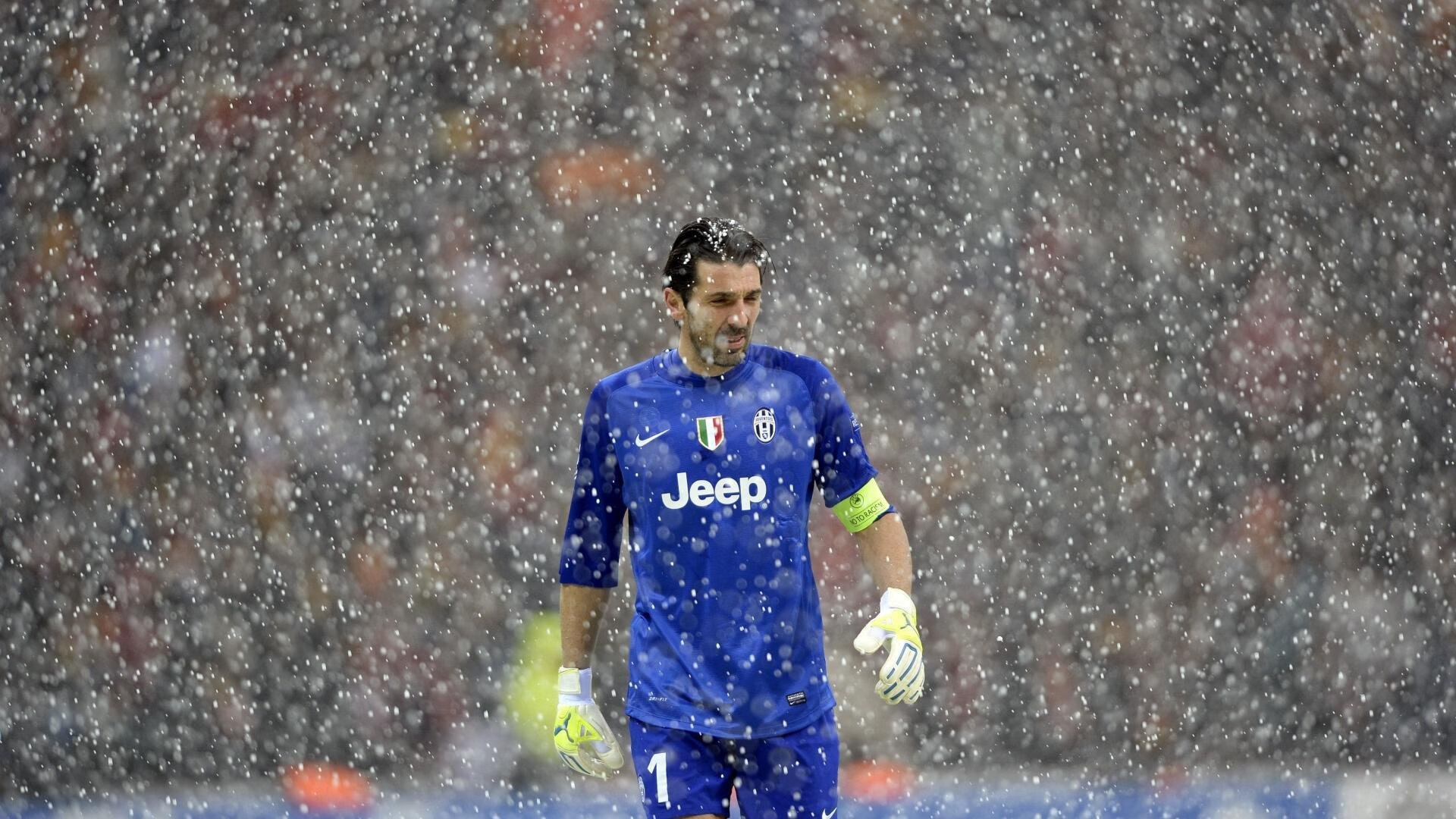 34岁老将闪耀英超赛场，时隔7年后有望再次重返国家队，英超老乡